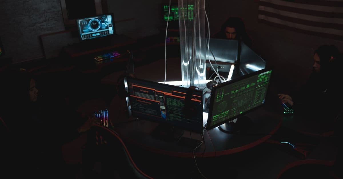 5 Essential Cybersecurity Trends Shaping UAE Businesses in 2025