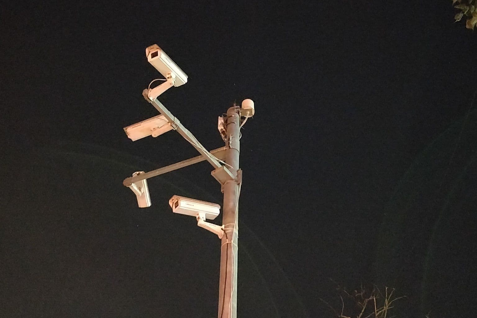IP or Analogue Cameras for a UAE Site in 2026
