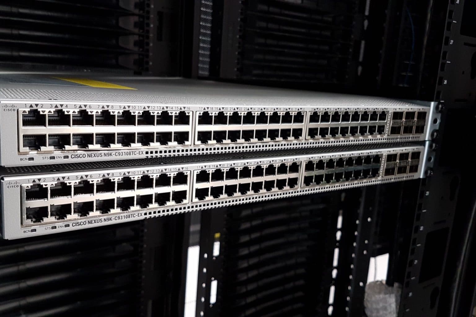 Stacking or Chassis? Growing a Switch Estate Without Rebuilding It