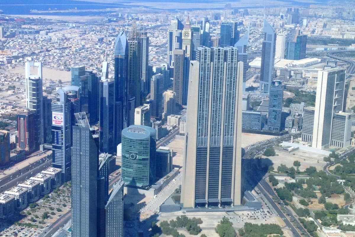 Wi-Fi 6E or Wi-Fi 7 for Your Dubai Office? A 2026 Buying Guide for UAE Businesses
