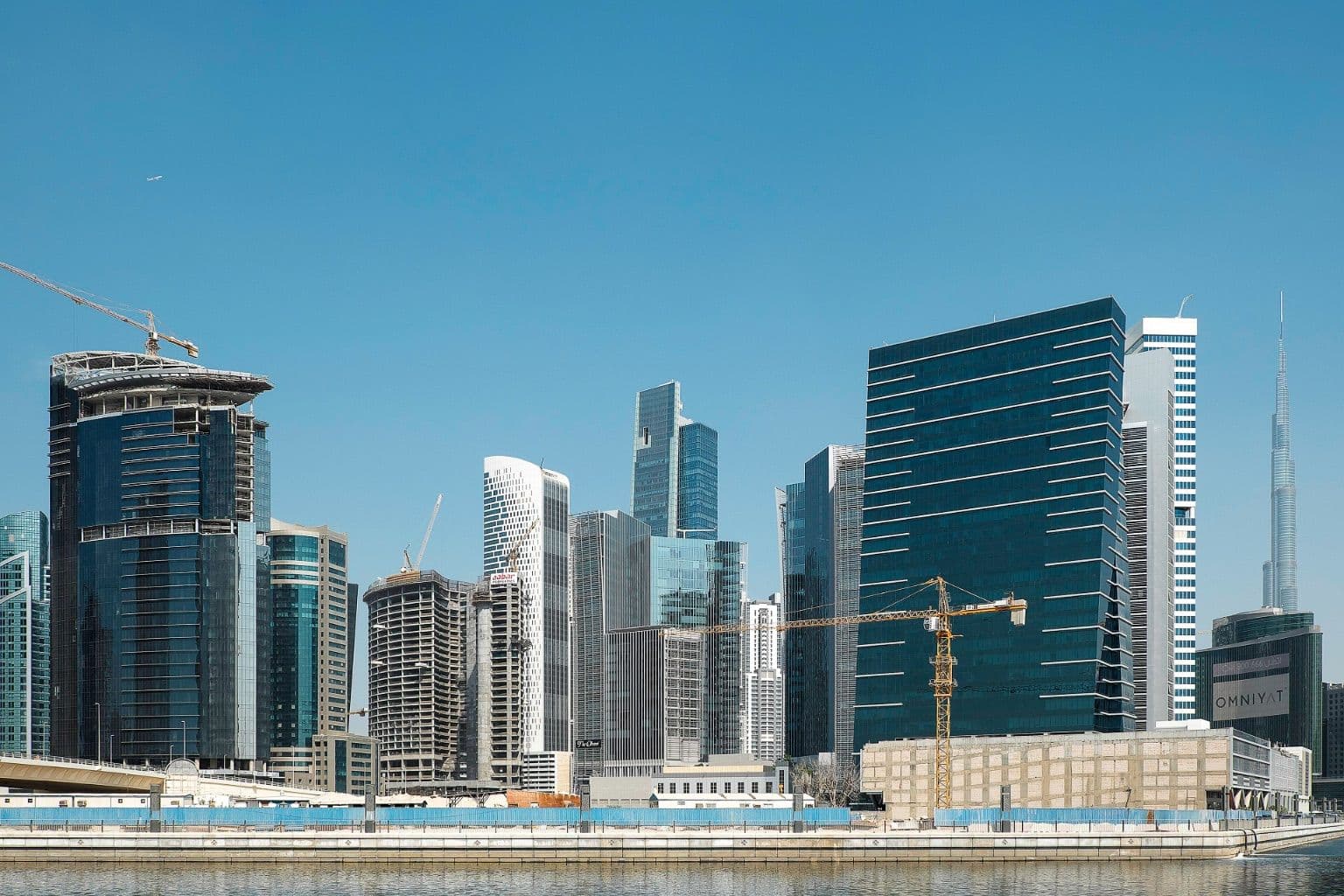 Choosing IP Phones for a UAE Office