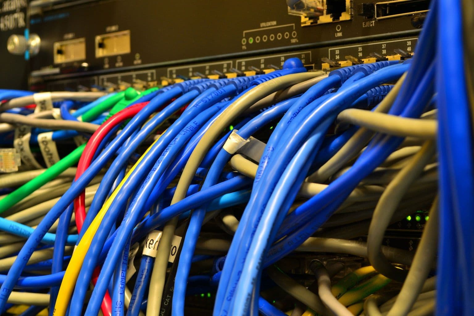 Cisco Catalyst Switches Explained for UK Networks: 9200, 9300, 9500 and the Rest