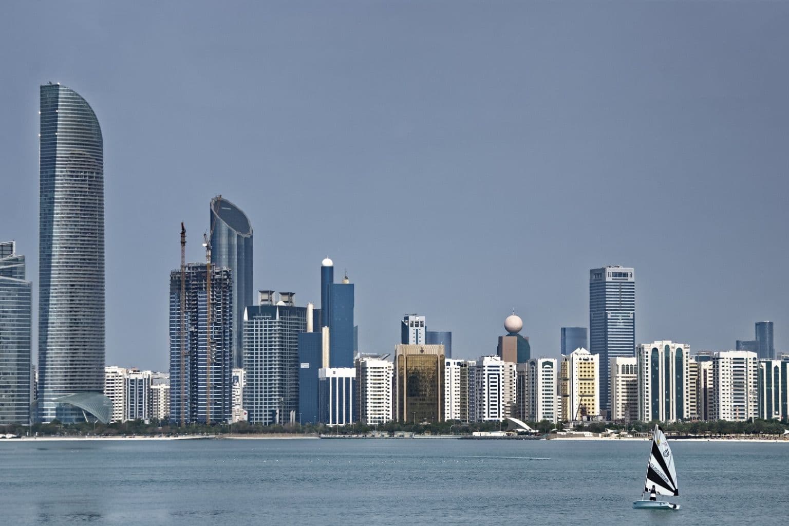 HP Distributor in UAE: Planning a Laptop Rollout Across the Emirates